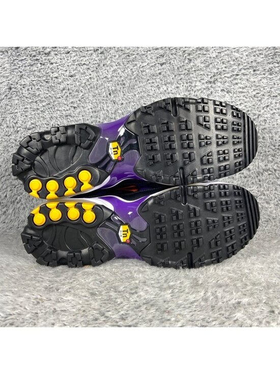 Nike Air Max Plus Golf Size 10 Men Purple Orange Black White FZ4150-500 main image 4